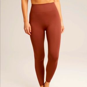 Knix good to go seamless legging small